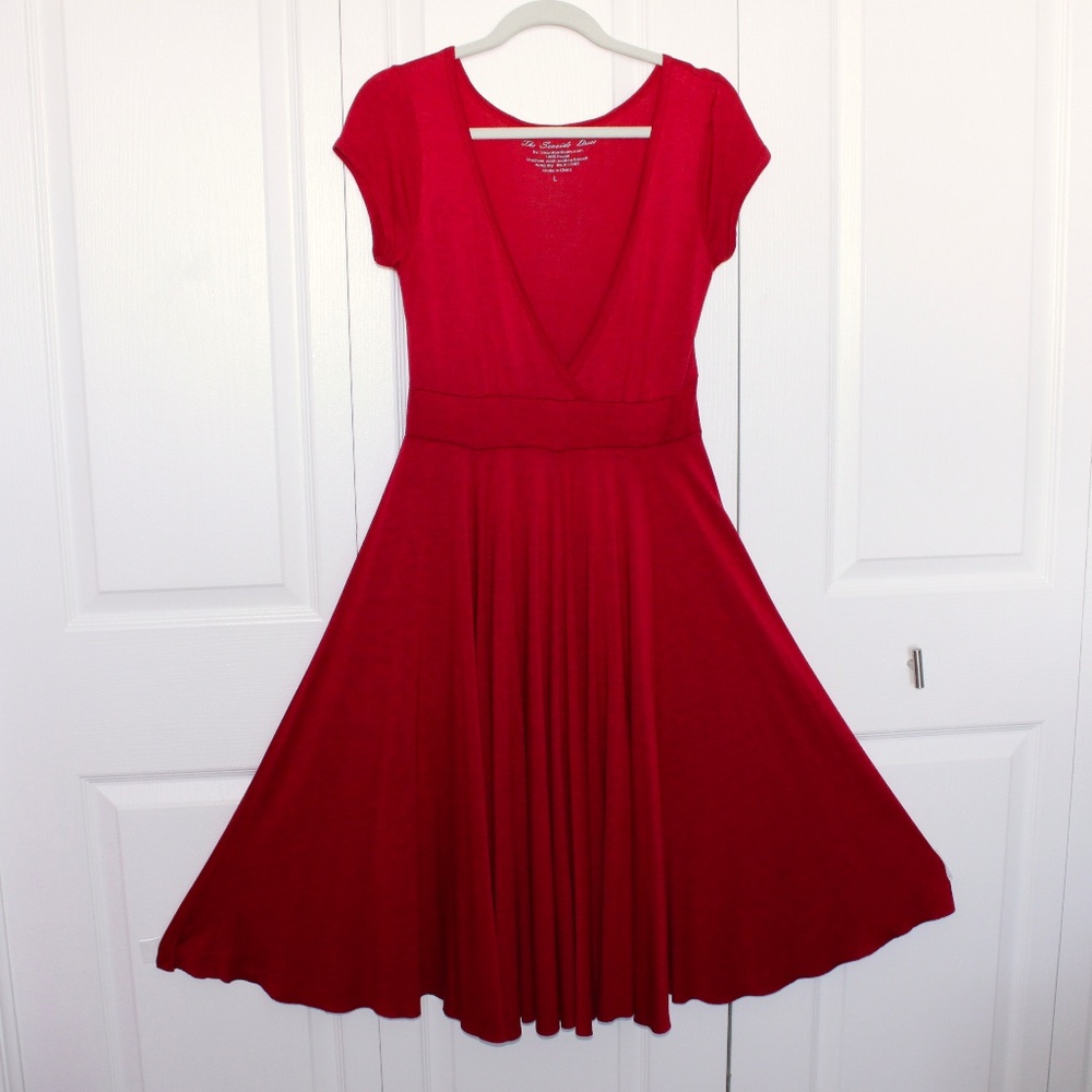 Womens Flaired Midi Dress size Large
